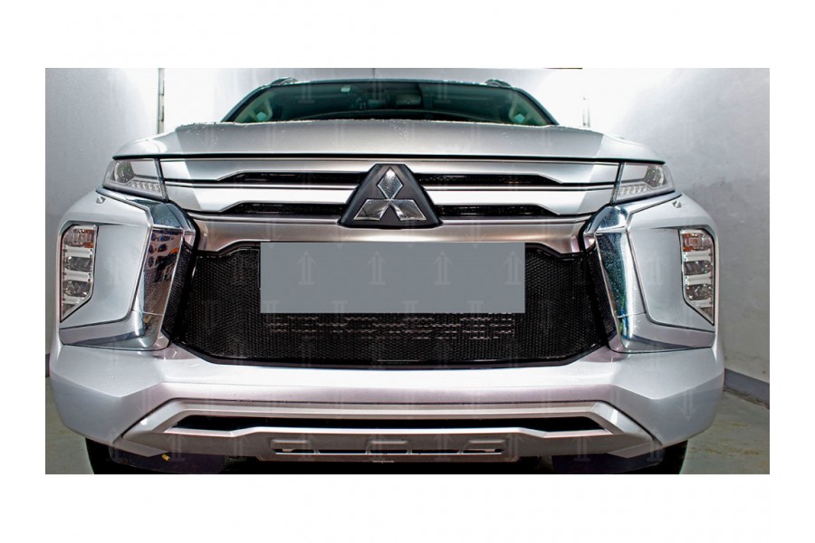 Защита радиатора Mitsubishi Pajero Sport III 2021- black