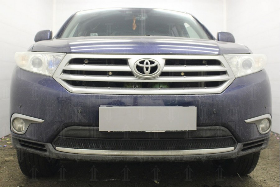 Защита радиатора Toyota HIGHLANDER U40 2010-2013 black