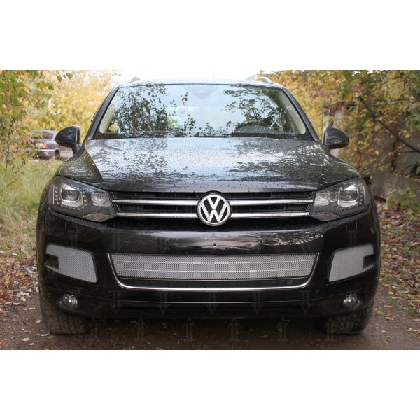 Защита радиатора Volkswagen Touareg II 2010-2014 центральная chrome
