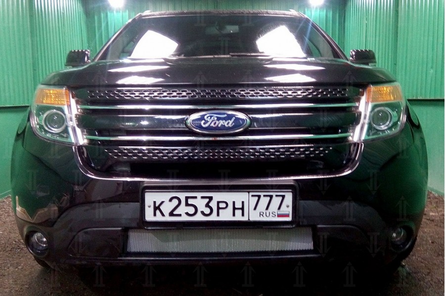 Защита радиатора Ford Explorer 2010-2015 chrome