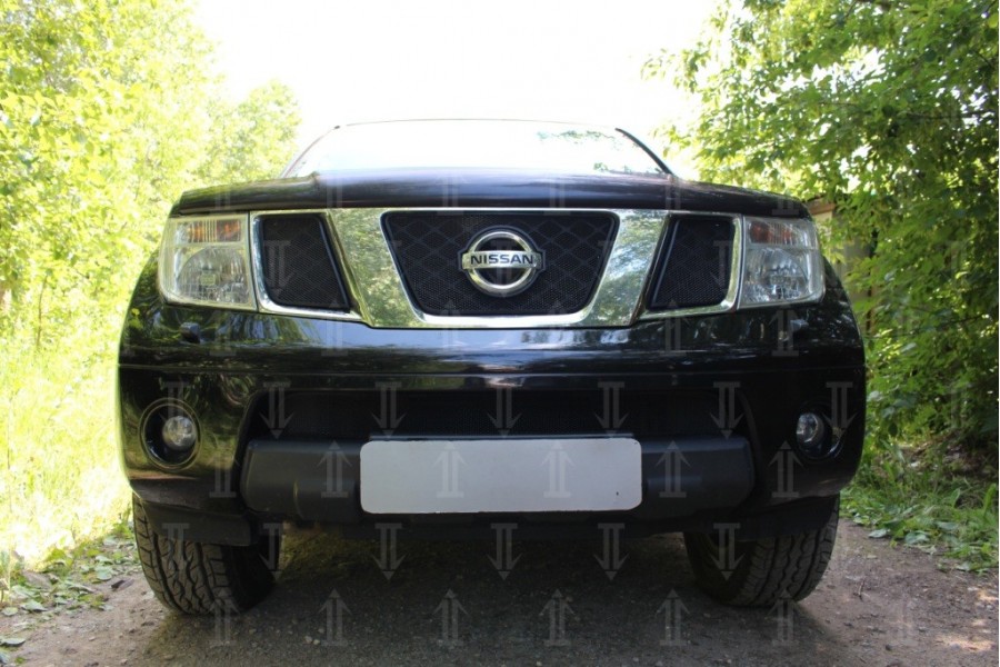 Защита радиатора Nissan Pathfinder III 2004-2010/Navara III (D40) 2005-2010 black верх