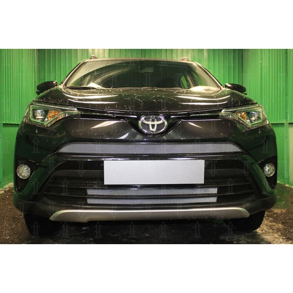 Защита радиатора Toyota Rav4 2015- (2 части) кроме DT chrome низ