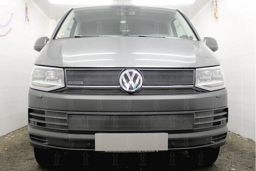 Защита радиатора Volkswagen T6 (Transporter,Multivan,Caravelle), (TrendLine) 2015- black низ