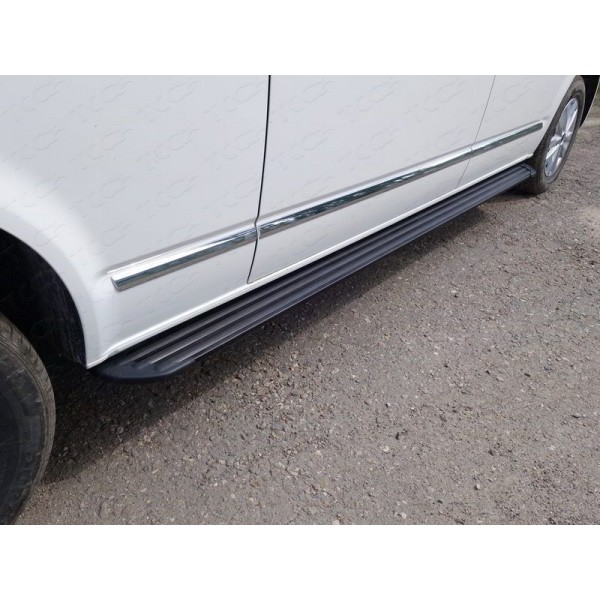 Пороги алюминиевые Slim Line Black для Volkswagen Transporter T6 Long 2015-